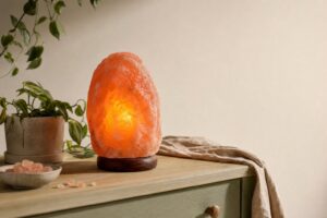 Article sur lampe à sel de l'himalaya : bienfaits réels et risques - illustration principale